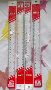 Penggaris Jenia 30 cm
